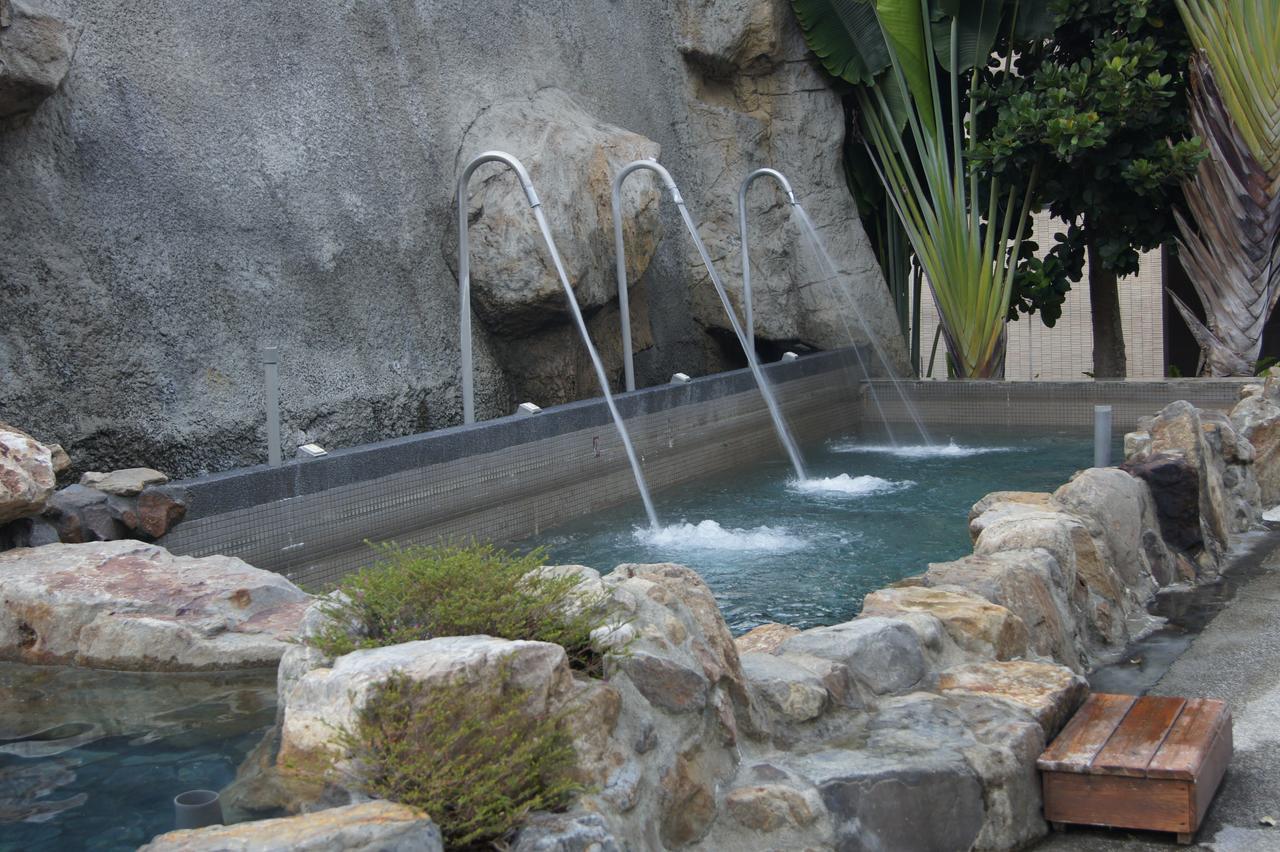 Апартаменты Go Ya Hot Spring Хэпин Экстерьер фото