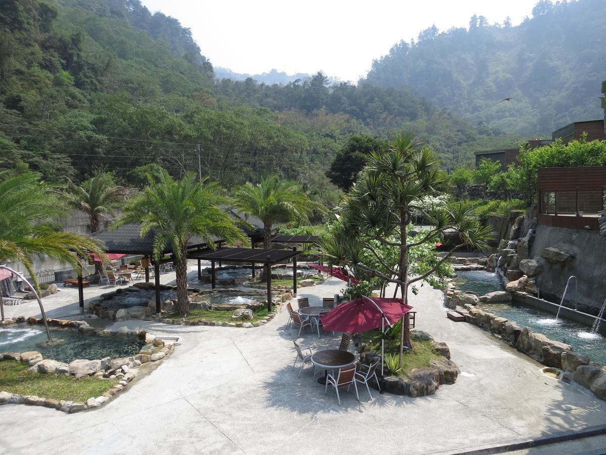 Апартаменты Go Ya Hot Spring Хэпин Экстерьер фото
